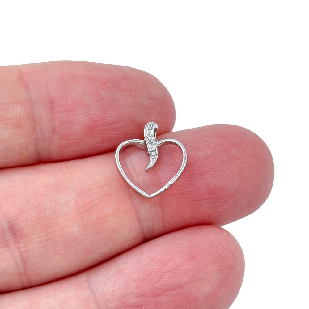 Vintage Sterling Silver 925 Diamond 0.01ct Heart Pendant